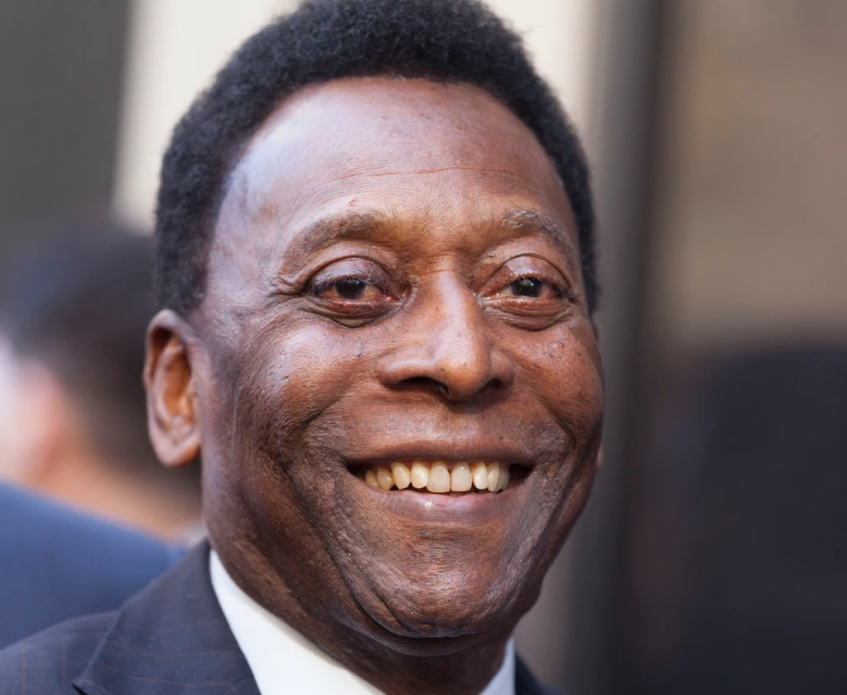 Morreu Pelé, o Rei do Futebol. Tinha 82 anos – Observador